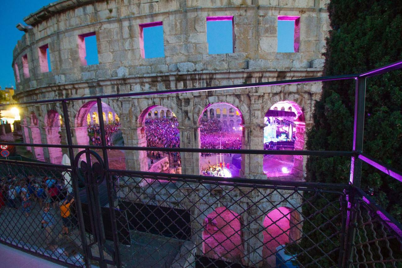 Arena & Seaview Luxurious * Pula