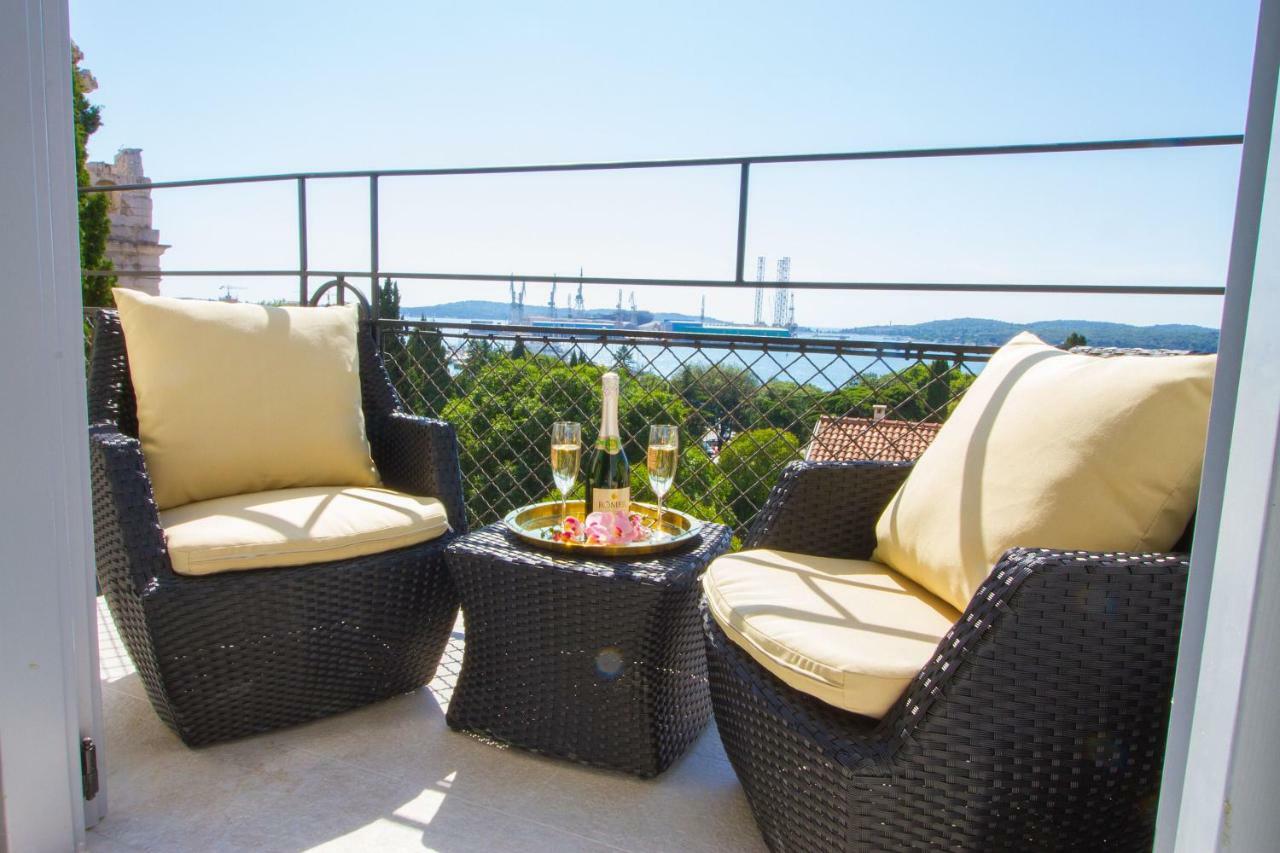 Arena & Seaview Luxurious Apartment Pula