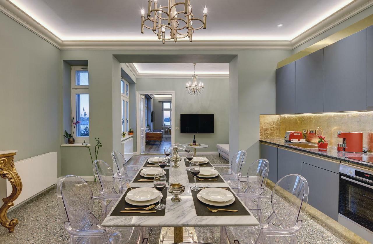 Apartment Arena & Seaview Luxurious