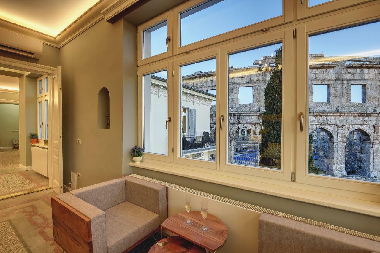 Arena & Seaview Luxurious Apartment
