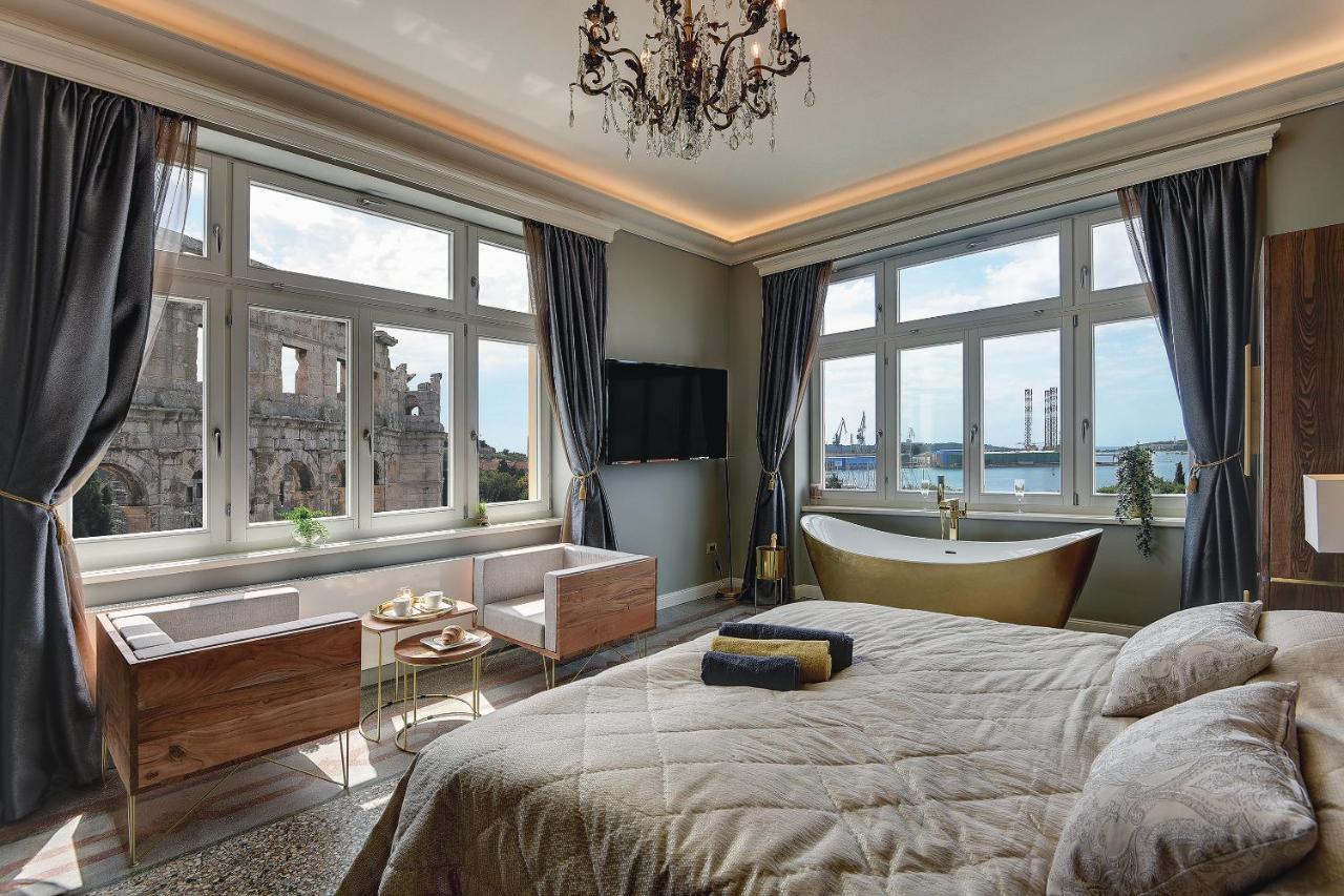 Arena & Seaview Luxurious Apartment